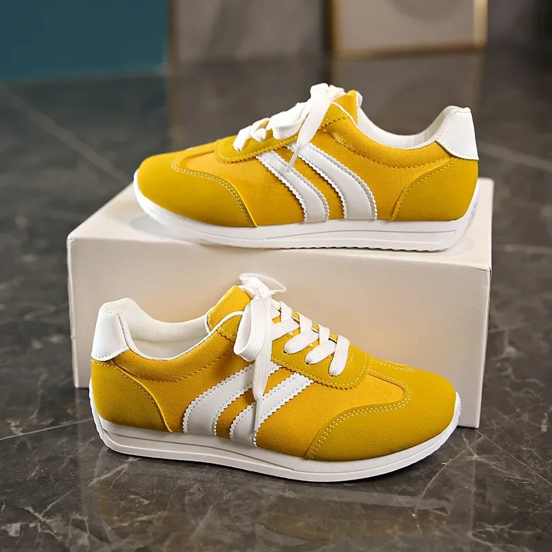 Große Größen Sportschuhe Damen Casual Allrounder Frühling Herbst Flache Sohle Gelb Blau Stil Bequeme Laufschuhe