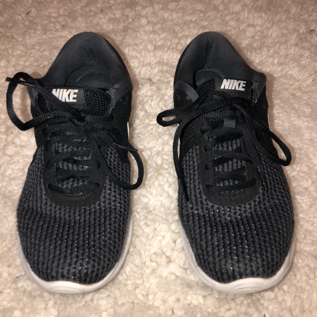 Nike Shoes | Black And White Nike Women’s Tennis Shoes | Color: Black/White | Size: 7.5