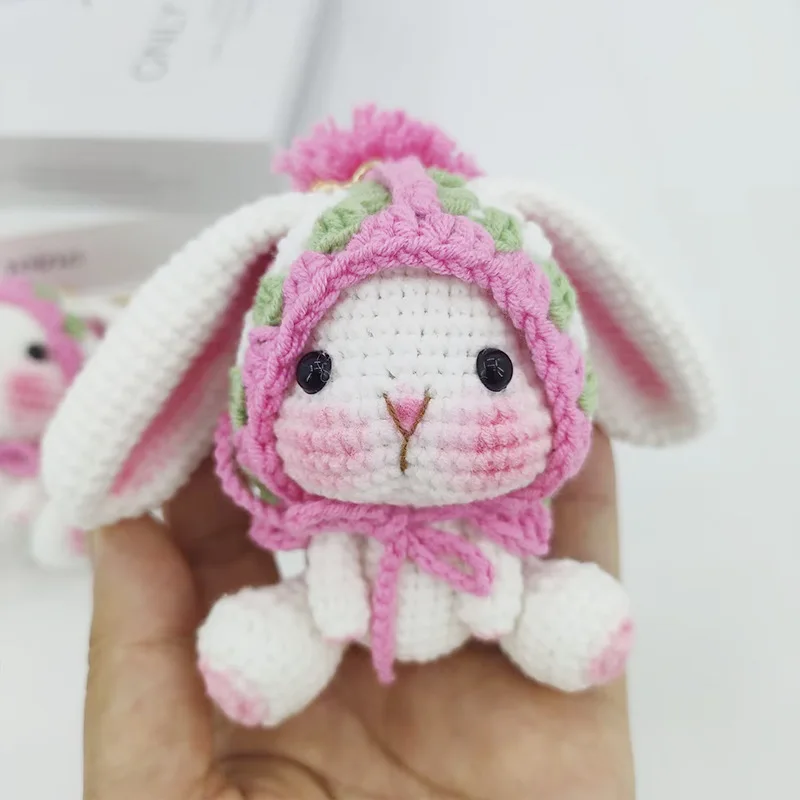 Exquisiter Häkel-Kaninchen-Schlüsselanhänger für Taschenanhänger, gestrickte Hasenpuppe mit hängenden Ohren, niedlicher Tier-Häkel-Schlüsselanhänger, personalisierbar Image