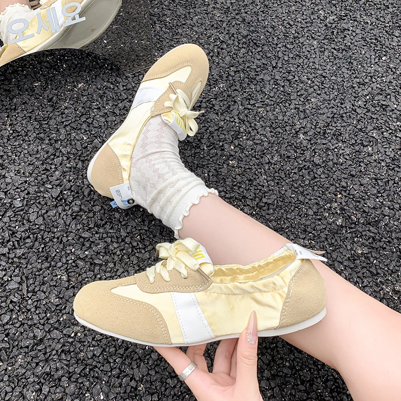 2025 Mode Heißer Verkäufer frauen Turnschuhe Casual Wohnungen Schuhe Sommer Flache Schuhe 2025 Designer Neue Frauen Lace-up sport Schuhe Heißer