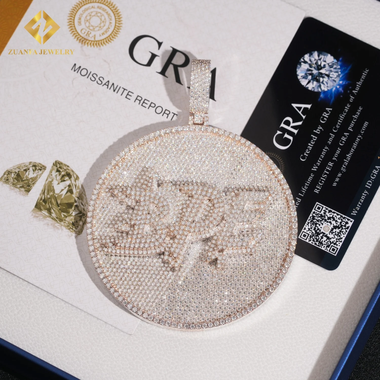 Nuovo arrivo ciondolo rotondo Moissanite ciondolo 925 ciondolo in argento Sterling ghiaccio Out VVS Moissanite Pass diamante Tester gioielli GRA