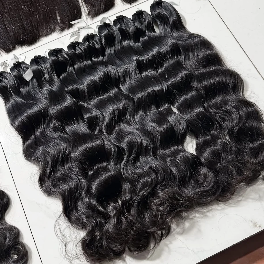 Estensioni di Capelli Grezzi Cambogiani Ondulati Naturali Ciocche di Capelli Grezzi Vietnamiti Fornitore di Ciocche di Capelli Umani Lisci Ricci Birmani