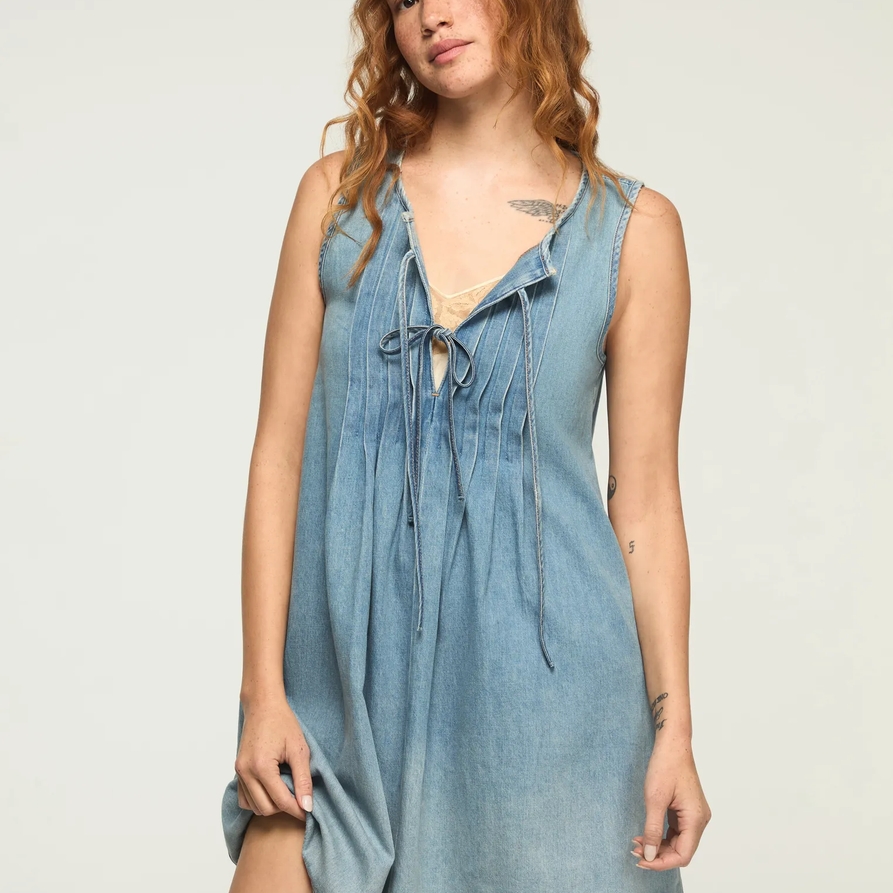 Lucky Brand Pleated Denim Mini Dress - Women's Clothing Dresses Mini Dress in Nice Out Wash, Size XS