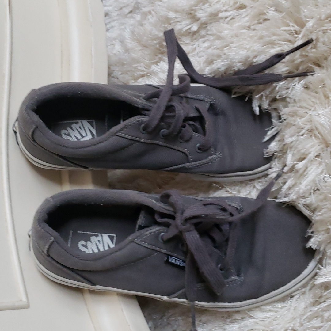 Vans Shoes | Kids Vans Size 4 Used In Good Condition | Color: Gray/White | Size: 4b