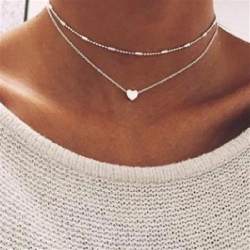 Collana vintage a forma di cuore minuscolo per donna Collana con ciondolo chiave a forma di cuore a catena corta Regalo Collana girocollo etnica bohémien drop shipping