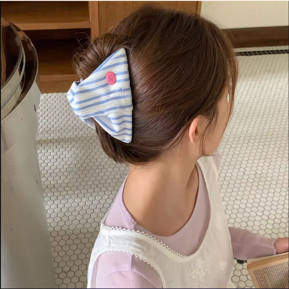 Dreieckige Haarspange für Damen, Haarklammer, gestreift, kariert, Hai-Clip, modische Mädchen-Haarklammer für den Hinterkopf, Haar-Accessoires Image