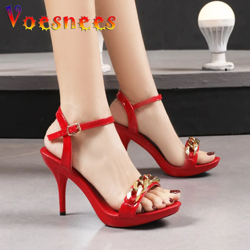 Voesnees Damen Stiletto Reine Farbe Gold Kette Sandalen 2022 Neue Sommer Schnalle Mode Kleid High Heels Frauen Schuhe Größe 43