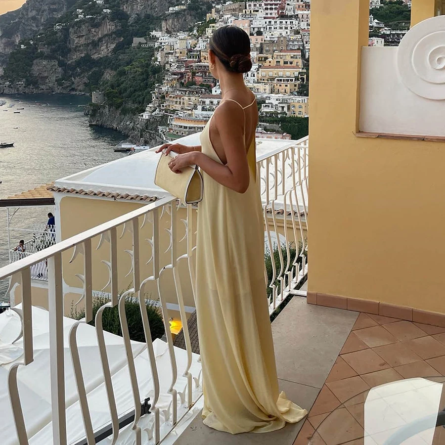 Abito lungo sexy scollato senza schienale Abito lungo da spiaggia senza maniche in raso da donna alla moda Abito estivo a trapezio da spiaggia allentato tinta unita