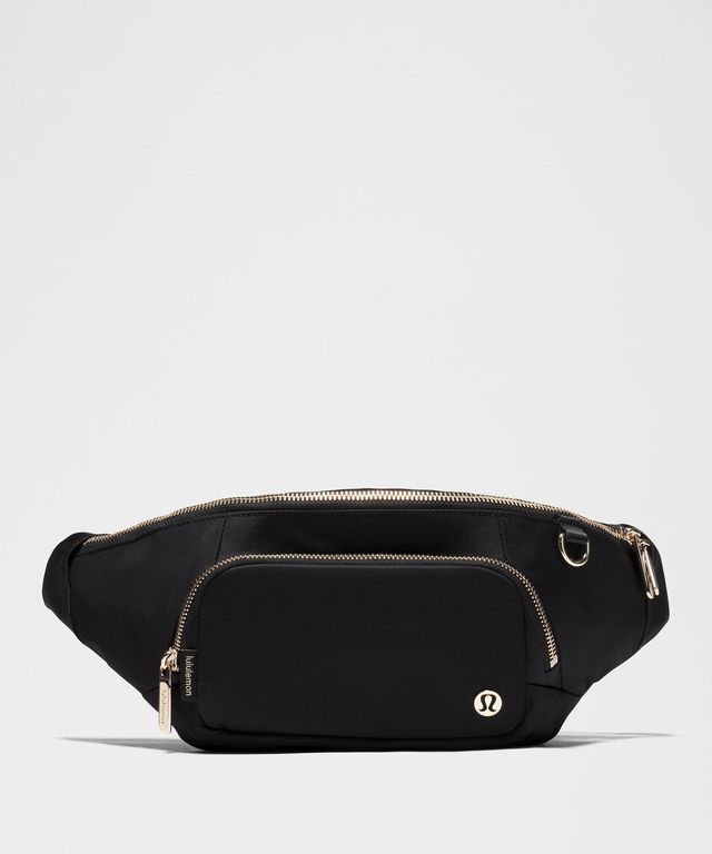Everywhere Belt Bag Extra Large 4L - Black - lululemon athletica Belt Bags