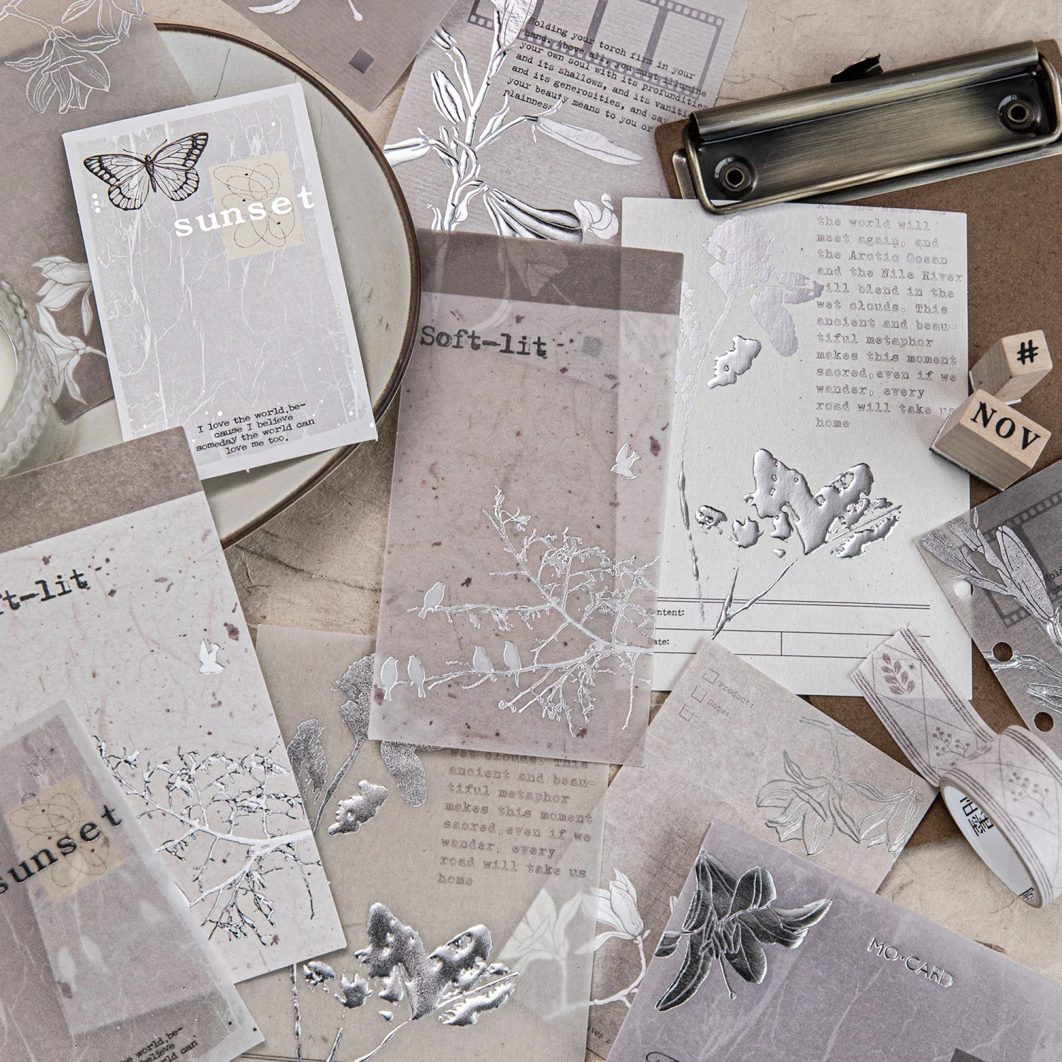 10 Blatt silberfarbenes, heißgeprägtes, geprägtes Haftnotizpapier, Materialpapier für DIY-Junk-Journal, Tagebuch, Collage, Scrapbooking, dekorative Papiere Image