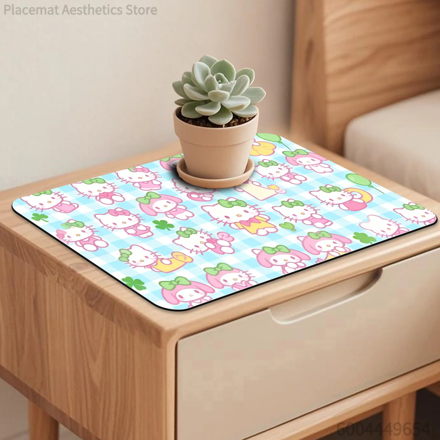 Wunderschöne Hello Kitty Kaffeemaschinenmatte, ein beliebter Artikel von Sanrio, trendiges neues Produkt, Küchentrockenmatte, Tischset, Nachttischmatte. Image