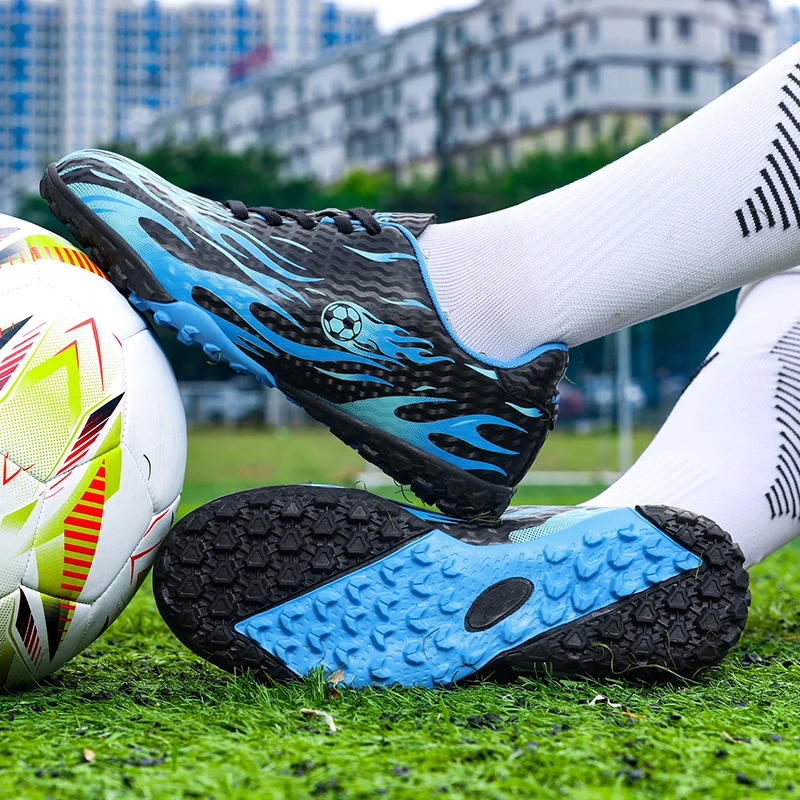 Neue Fußballschuhe für Kinder, rutschfeste Turnschuhe, bequeme Outdoor-Fußballschuhe, professionelle Turnschuhe für Jungen, Unisex