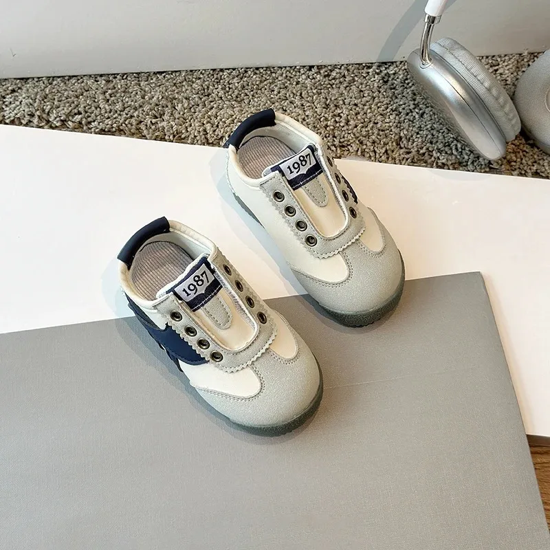 2026 Sneakers für Kinder Neue Kinderschuhe Frühling Neuer Stil Jungen Mädchen Weichsohlige Bequeme Freizeitschuhe Kinder-Laufschuhe Image