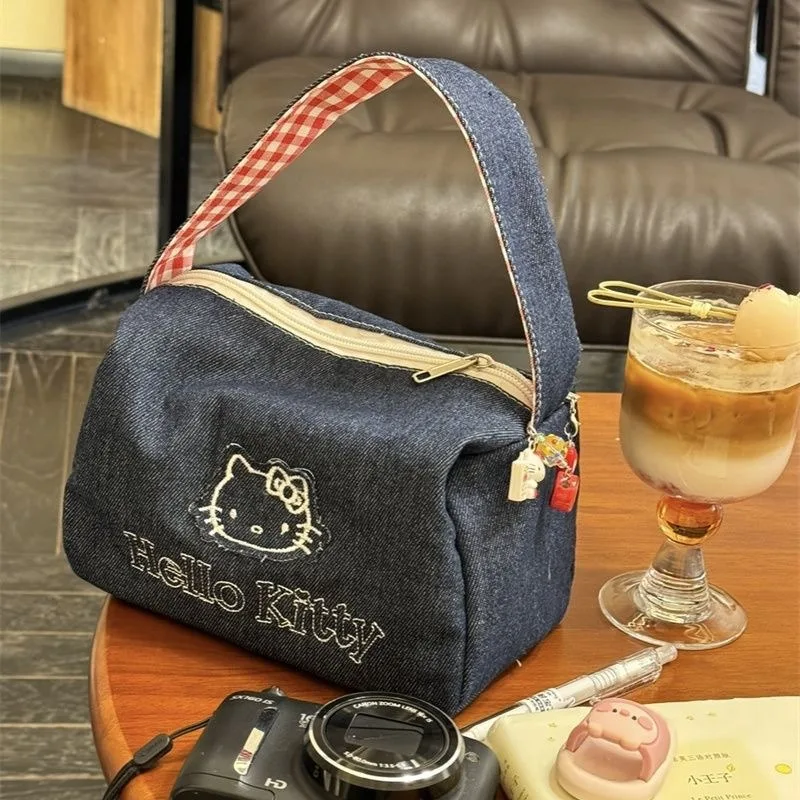 Kawaii Hello Kitty Denim-Tragetasche im Vintage-Stil, große Kapazität, tragbare Handtasche für Damen, Reise-Make-up-Kosmetiktasche