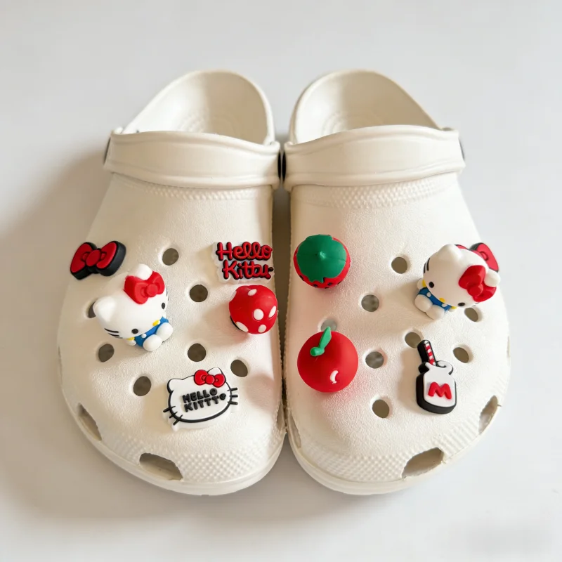 9-teiliges Süßes Hello Kitty Schuh-Charms-Set 3D Frucht- & Schleifen-Clog-Dekorationen Niedliche PVC-Schuh-Accessoires für Sandalen Partygeschenke ﻿