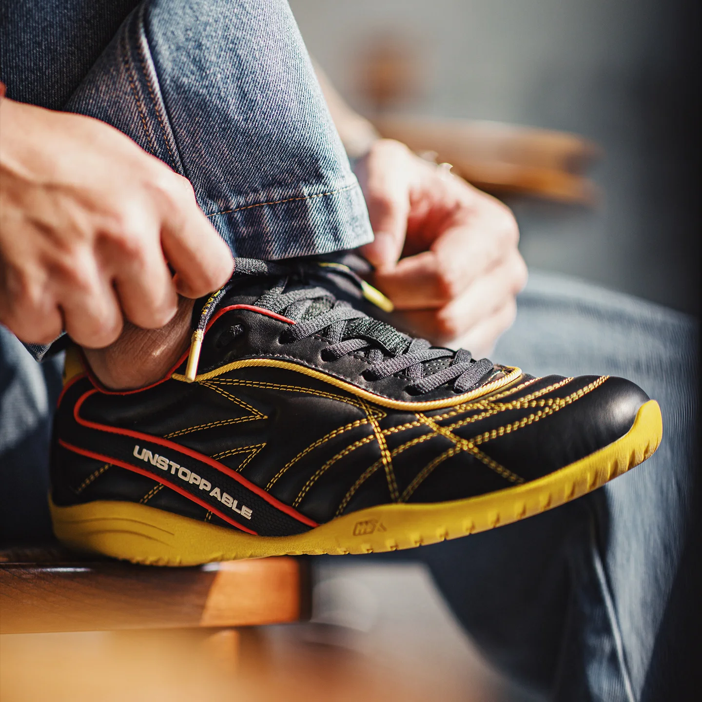 Maden Herren Vintage Fußballschuhe Kontrastfarben Schnür-Sneaker im deutschen Trainer-Stil Lässige Sportschuhe für Frühling und Herbst