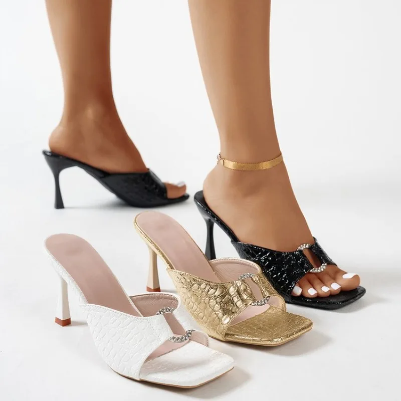 Damen-Sandalen Neue Sommer-Strass-Designer-Schuhe Sexy High Heels Schuhe Damen Gold Silber Damen-Pantoletten Absatz-Sandalen