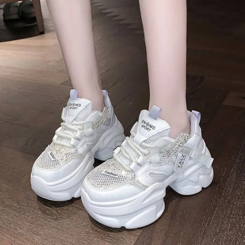 8CM Neue Sommer Bling High-Platform Freizeitschuhe Damen Vulkanisierte Keilabsatz Chunky Sneakers Atmungsaktive Mesh Sportschuhe Dad Shoes