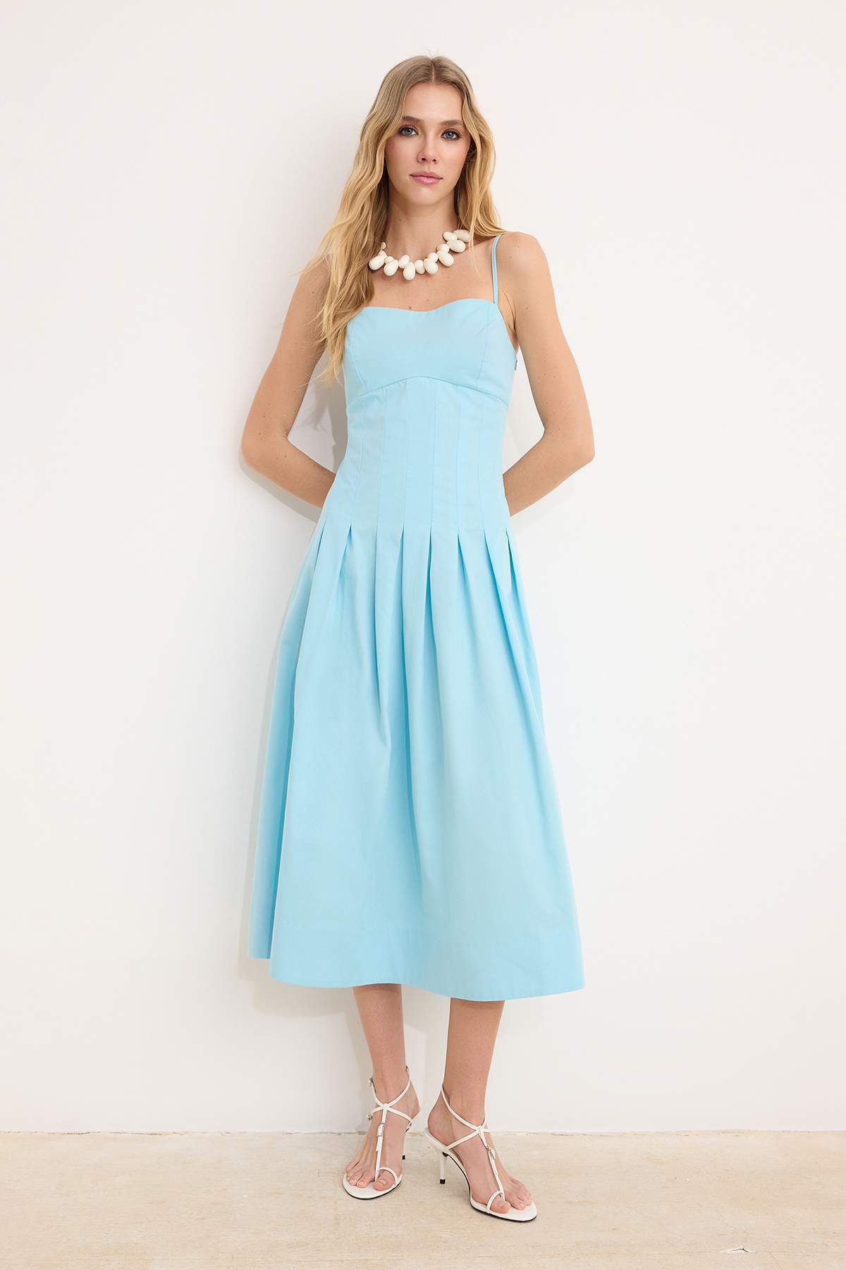 Damen marineblaues, flaches, ärmelloses Midi-Kleid im Skater-Stil für Freizeit und Alltag
