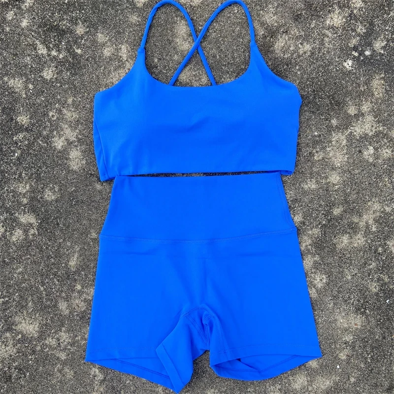 Ensemble de yoga pour femmes de couleur unie, legging court + soutien-gorge de sport croisé, tenue de sport pour l'entraînement et le jogging