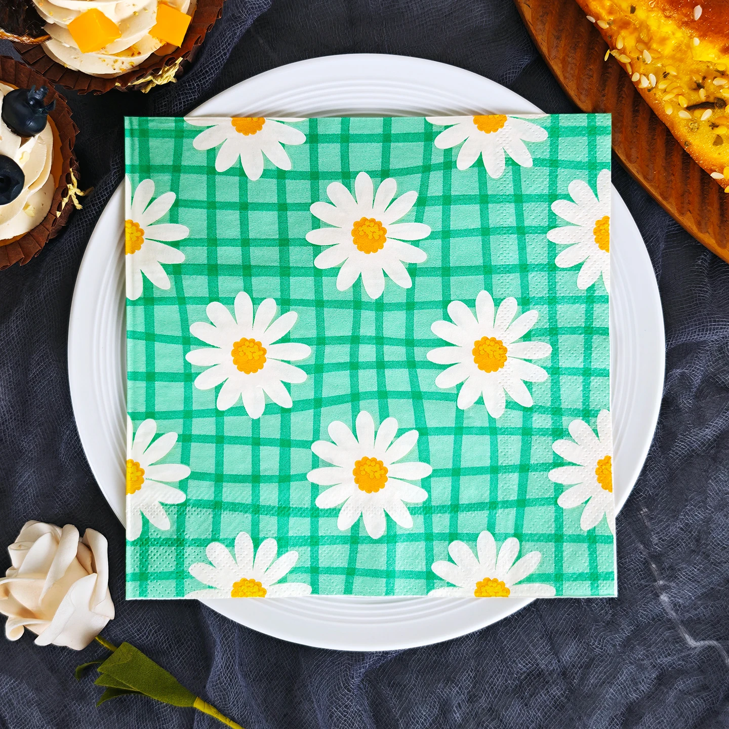 20/50 Stück 33*33cm 2-lagige Servietten mit kleinem Gänseblümchen-Gittermuster. Geeignet für Themenpartys, Party-Servietten für lebhaften Geselligkeit.