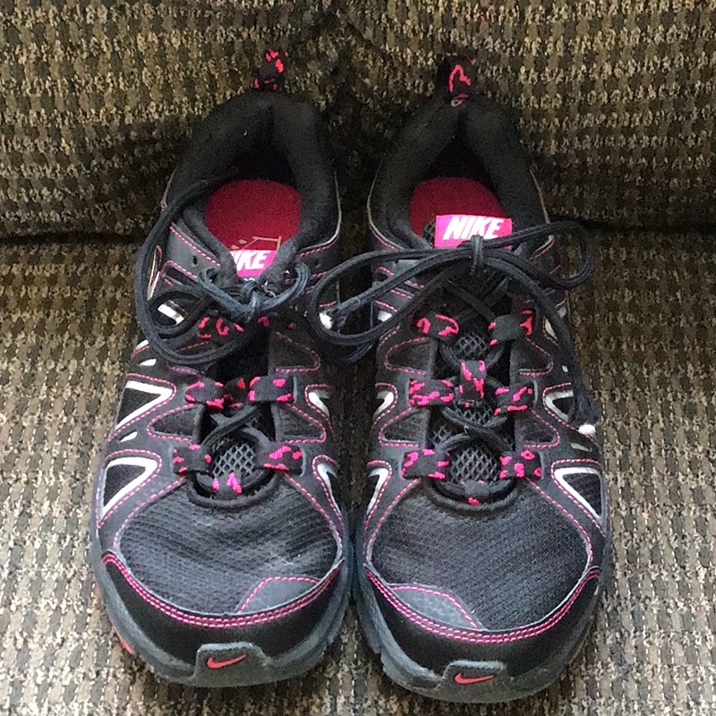 Nike Shoes | Guc - Women’s Nike Air Pink Black Tennis Shoes | Color: Black/Pink | Size: 7