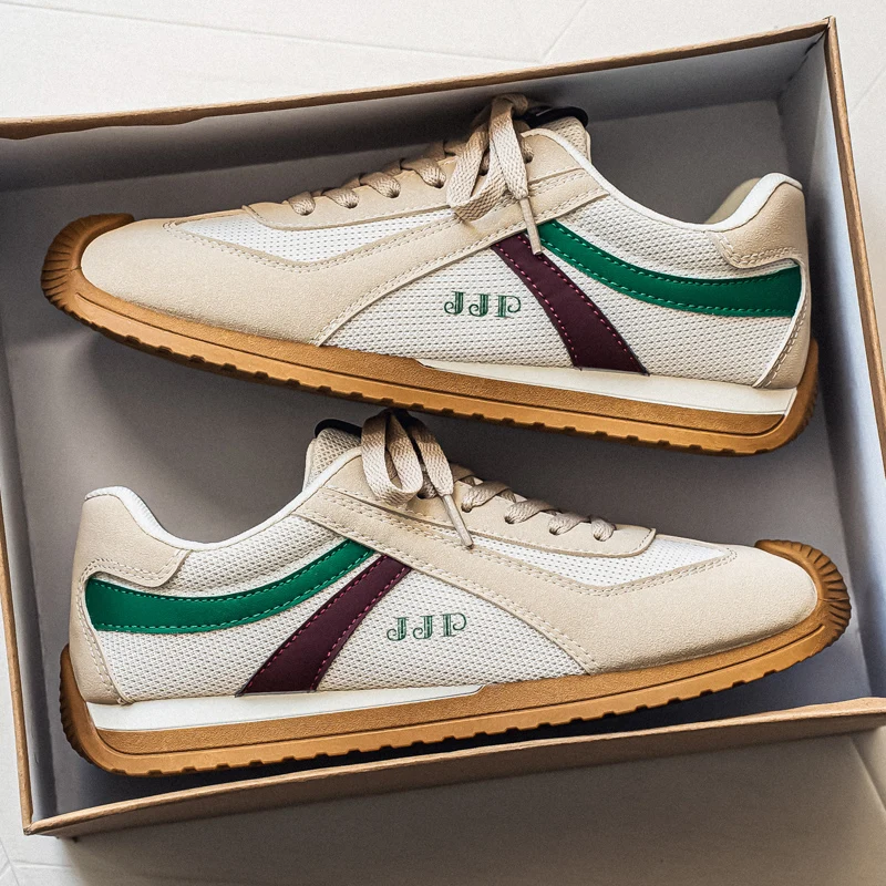 Frühling und Herbst männer Dicke sohlen Bord Schuhe Hohe qualität Leder Casual Sport Schuhe Bequeme Student Mode Weiße Schuhe