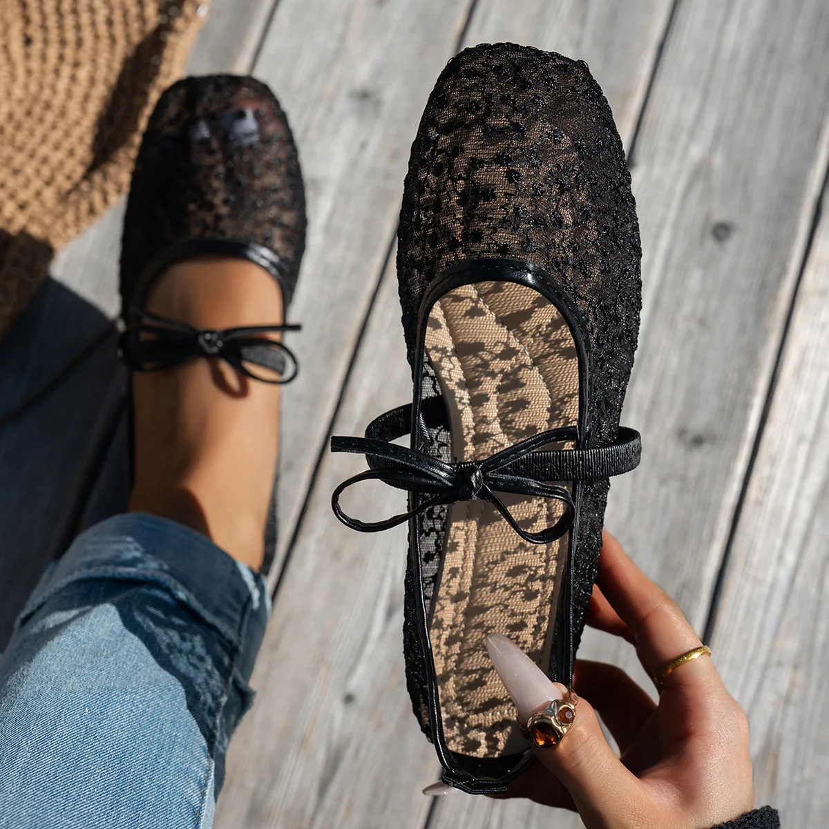 Women's Suede Loafers Slip-On Casual Shoes Women Flats Comfortable Low Heel Moccasins for Office Work Daily Wear Vintage Flats