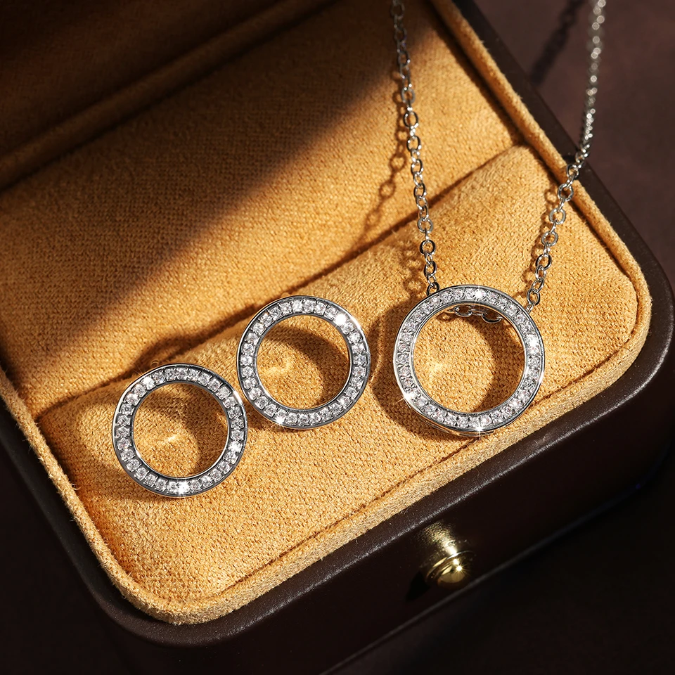 ZAKOL Einfache, stilvolle, kreisförmige Anhänger-Halskette, Ohrringe, vollständig mit kubischem Zirkon besetzt, luxuriöse Hochzeitsaccessoires, Modeschmuck Image