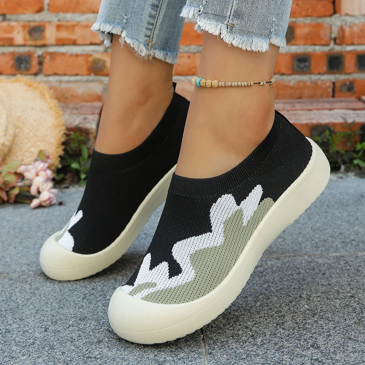 women's shoes 2026 breathable flying woven shoes mesh shoes fashionable and versatile women's single shoes Women's casual shoes