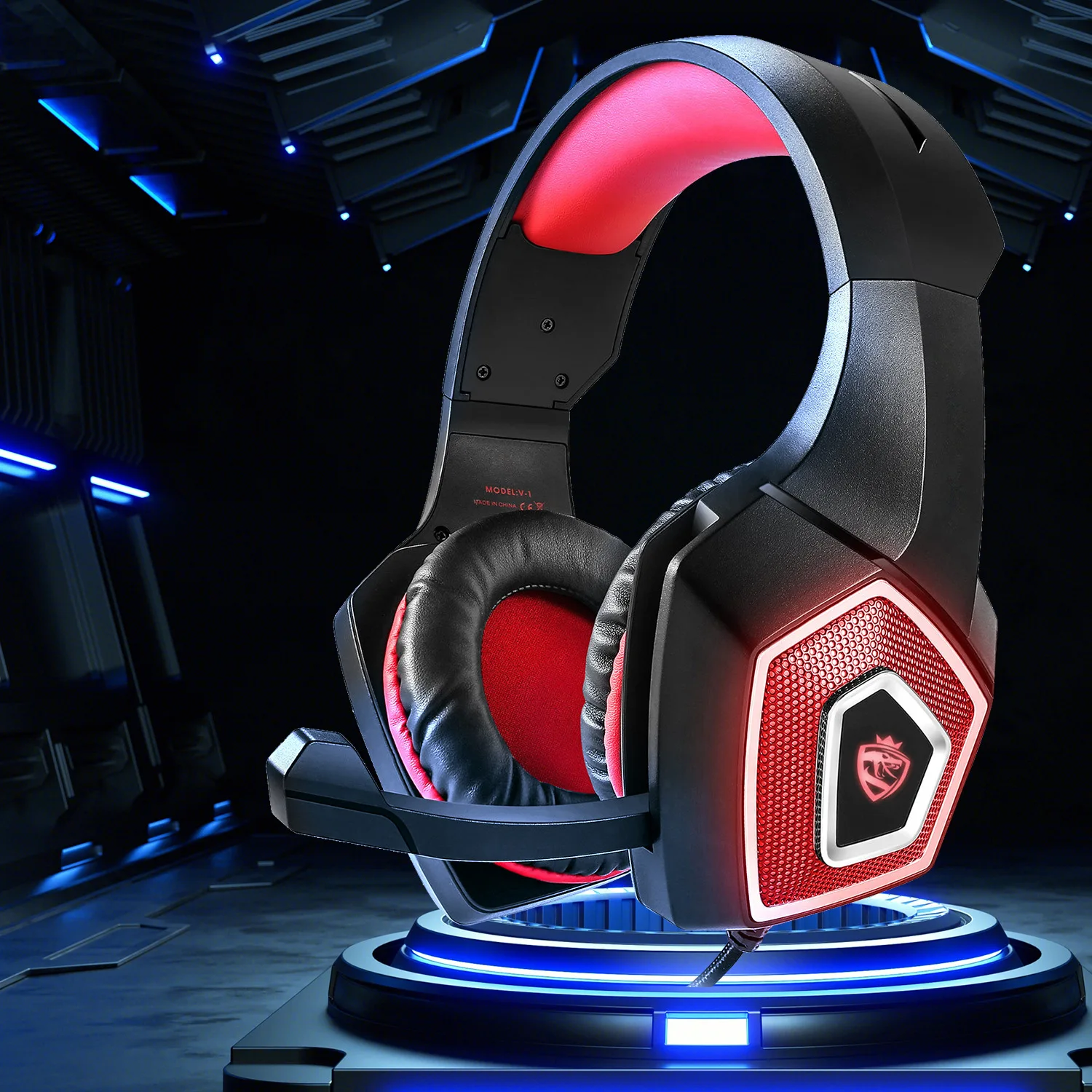 Modisches RGB-Gaming-Headset mit Kabel und Mikrofon, ausgestattet mit leistungsstarken Treibern, für Gaming geeignet, angenehm zu tragen. Image
