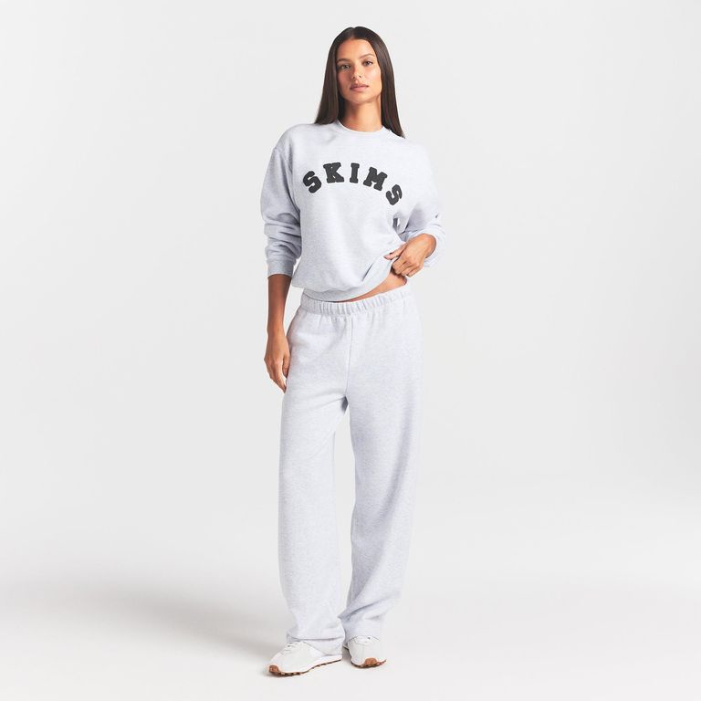 Logo Classic Crewneck - White - Skims Tops