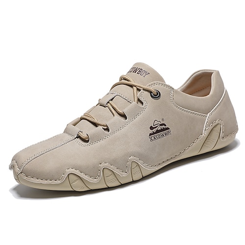 Lässige Herren-Sneaker aus hellbraunem Kunstleder mit Schnürung – bequeme, leichte Alltagsschuhe für Reisen, Autofahren, Wochenendausflüge, Freizeitaktivitäten im Freien und einen entspannten, smarten Freizeitstil. Image