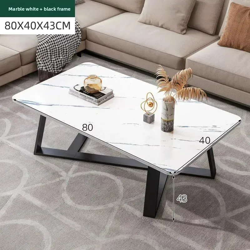 Leichter Luxus-Couchtisch, moderner niedriger Tisch mit Marmormuster, rechteckiger kleiner Tisch neben dem Sofa im Wohnzimmer