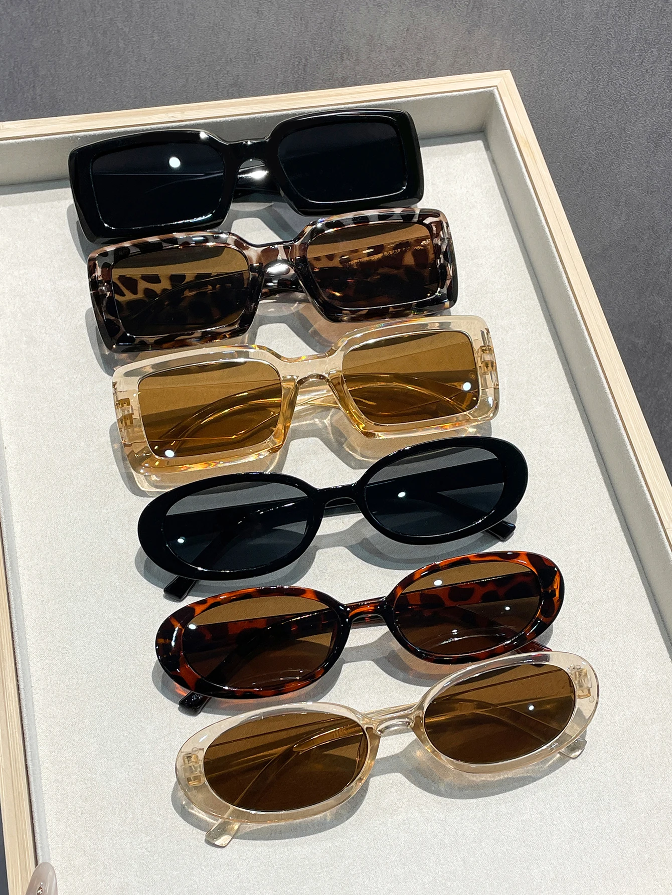 6er-Set Modische Sonnenbrillen mit kleinem Rahmen – Hochwertiges Tragegefühl für Outdoor, Strand, Pendeln, Reisen und Sonnenschutz – Lässige Sonnenbrillen Image
