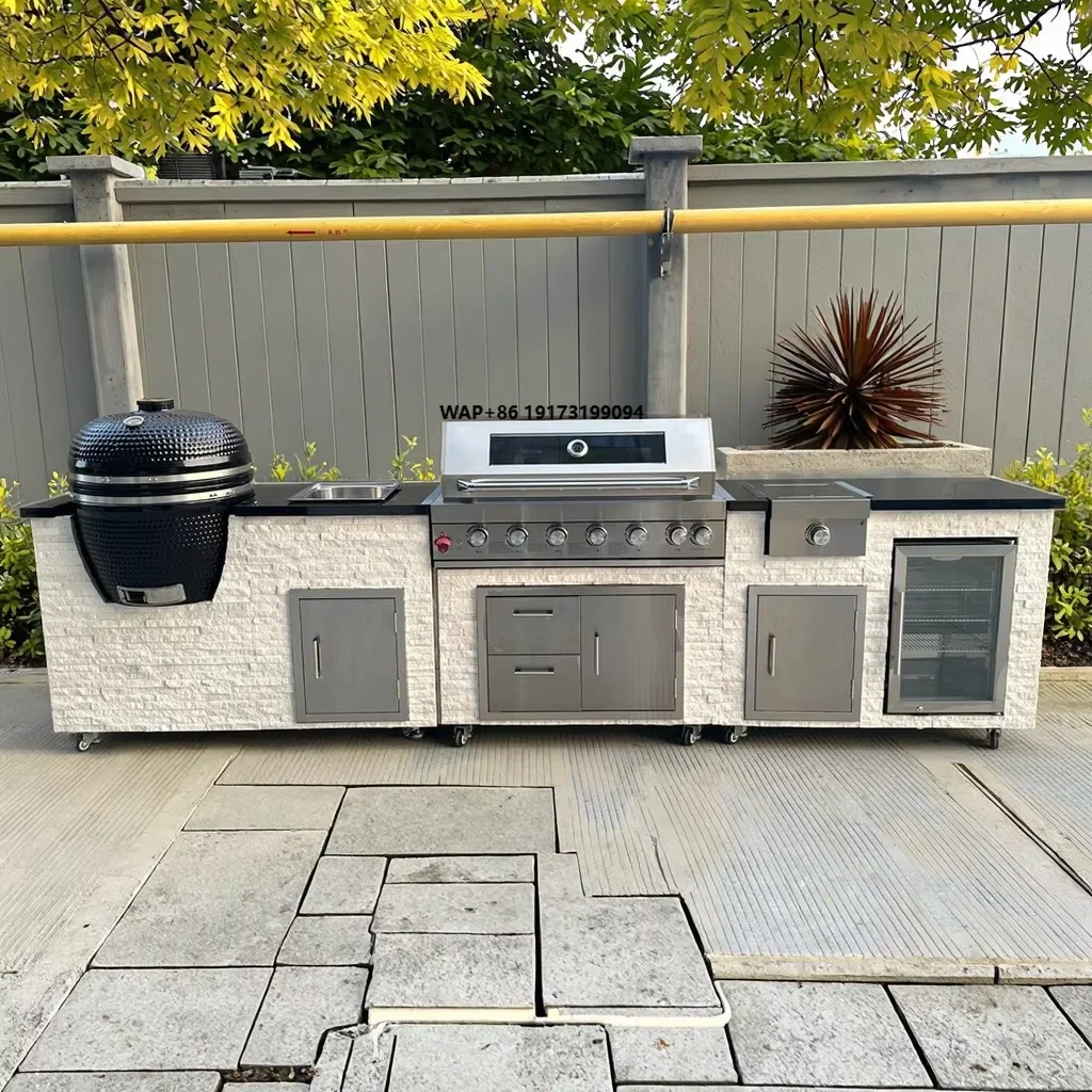 Moderne Premium-Outdoor-Küchenlösung: Von kompakten Grills bis zu luxuriöse Einrichtungen mit Gasgrill, Spüle und Kamado Image