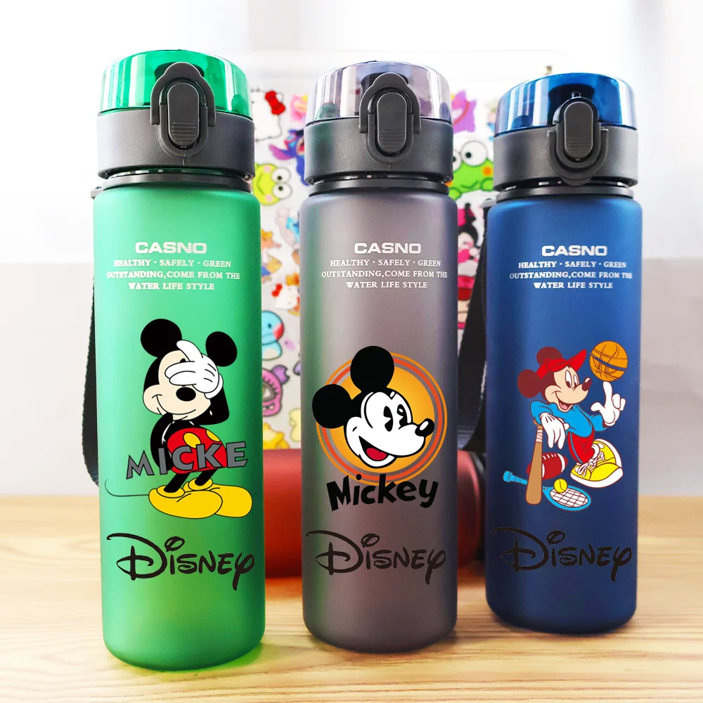 Disney Mickey Mouse Minnie Wasserbecher mit großem Fassungsvermögen, 560 ml, tragbare Anime-Trinkflaschen aus Kunststoff, Trinkbecher, Geschenke für Studenten Image