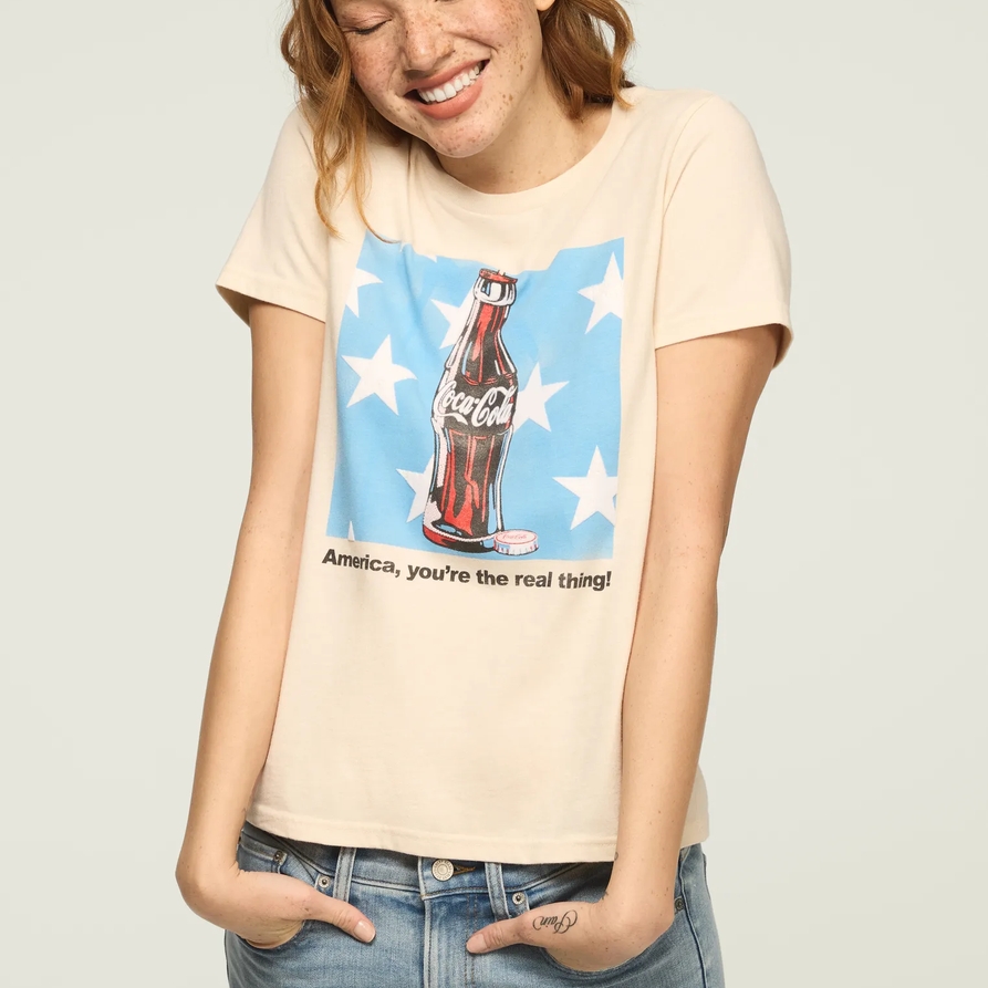 Lucky Brand Coca Cola Bottle Stars Classic Crew - Gifts Water Bottle in Whitecap Gray, Size XL