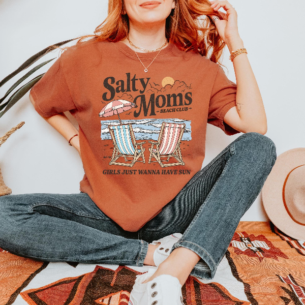 Salty Moms Beach Club Shirt Funny Beach Mom Graphic Tee Summer Gift navy xl sweatshirt