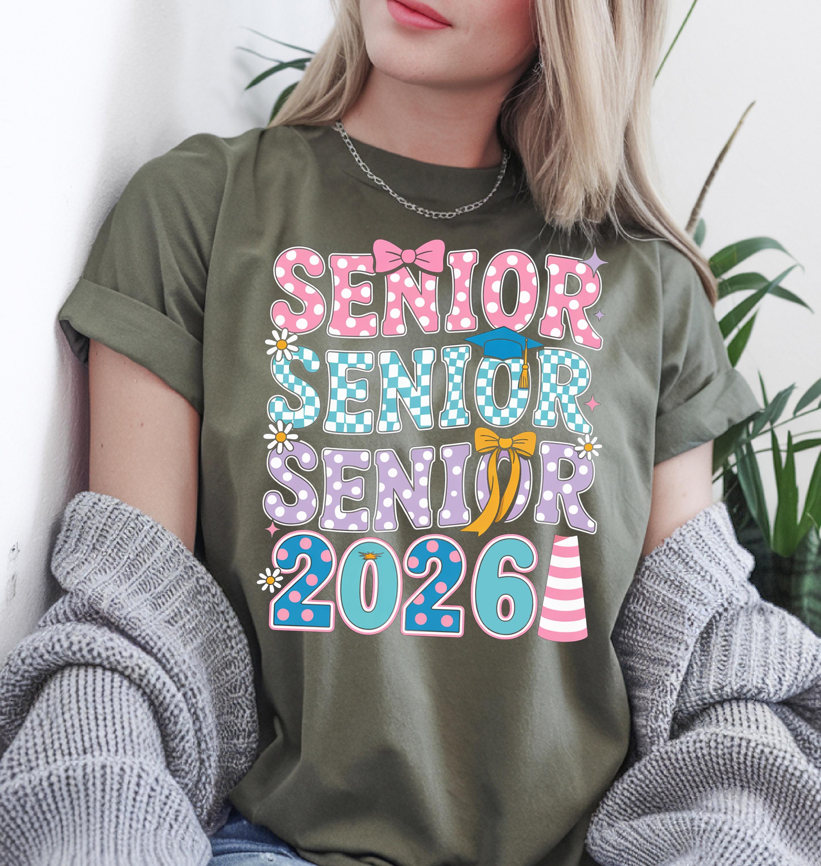 Senior 2026 Shirt Colorful Retro Graphic Tee Trendy Graduation T Shirt Casual Womens Top pink 3xl sweatshirt