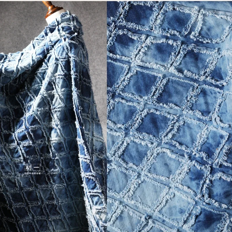 Tessuto in denim tinto a quadretti con trama tridimensionale Tessuto lavato addensato Capispalla Abbigliamento Designer Materiale da cucito fai-da-te