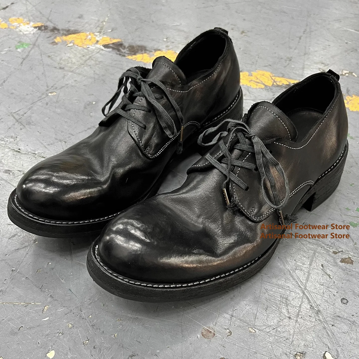 Derby-Schuhe mit runder Zehenpartie, Lederschuhe mit dicken Sohlen für Herren, trendige handgefertigte Oxford-Schuhe, stilvolle, höhenvergrößernde Herrenschuhe Image