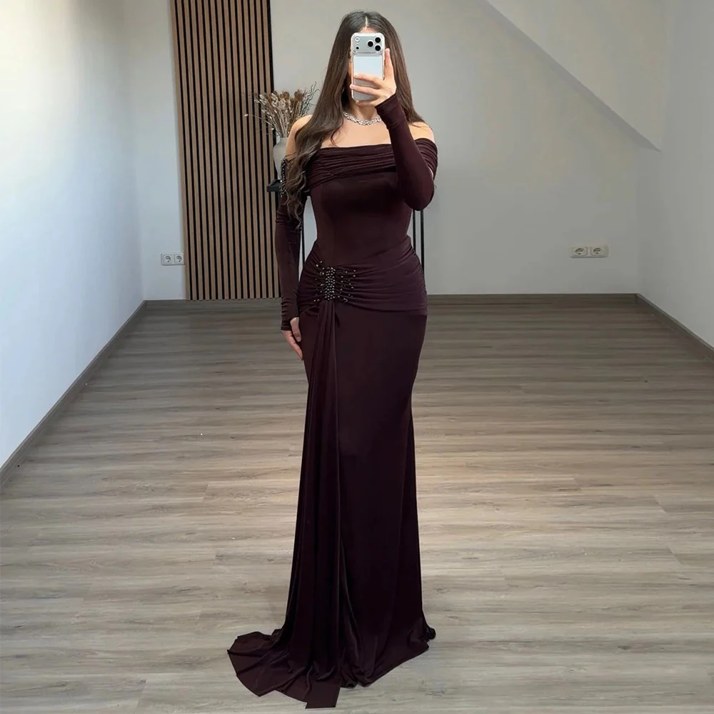 Dubai Muslimisches schulterfreies Abendkleid, maßgeschneidert, hochwertige lange Ärmel, U-Boot-Ausschnitt, Saudi-Abschlussballkleider für formelle Anlässe Image