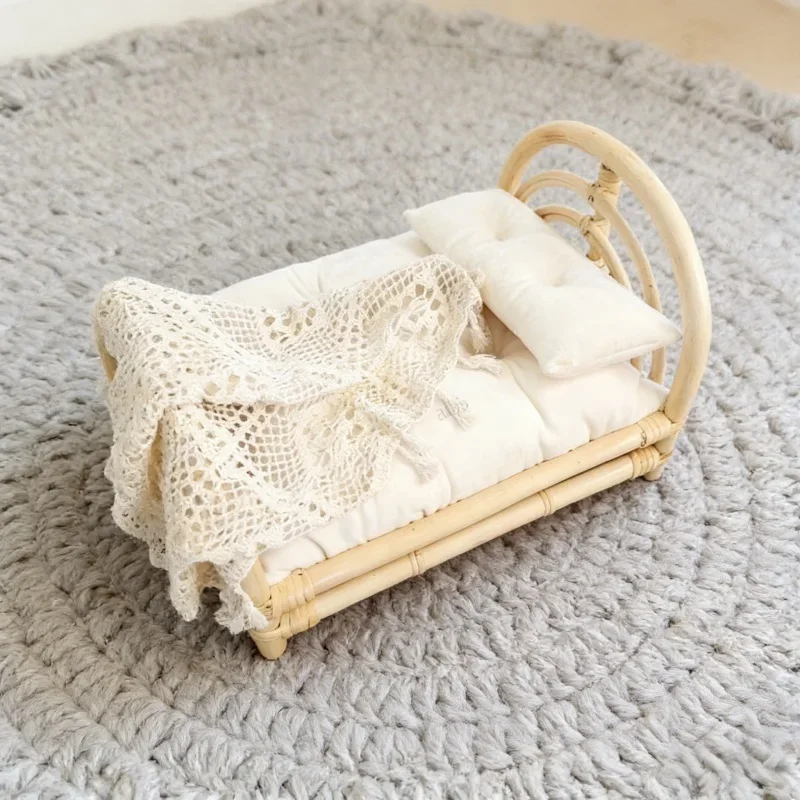 Vintage Rattan-Geflecht Babykorb Holz-Babybett Neugeborenen-Fotoshooting-Requisiten Neugeborenen-Fotografie-Möbel Studio-Requisiten Image