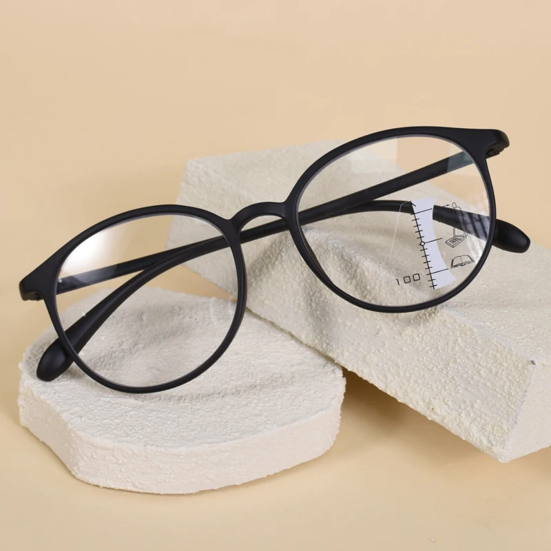 Runde Gleitsicht-Lesebrille mit schwarzem Rahmen für Damen, für Fern- und Nahsicht, Dual-Use-Sonnenbrille, Multifokus-Presbyopie-Brille, Anti-Blue-Ray +175 Image