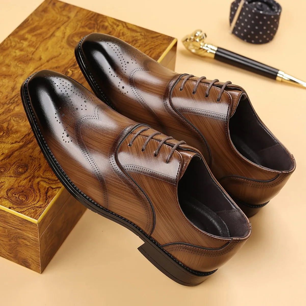 Men's shoes, large-sized leather shoes, square-toed business leather shoes, wedding trendy shoes, comfortable banquet shoes