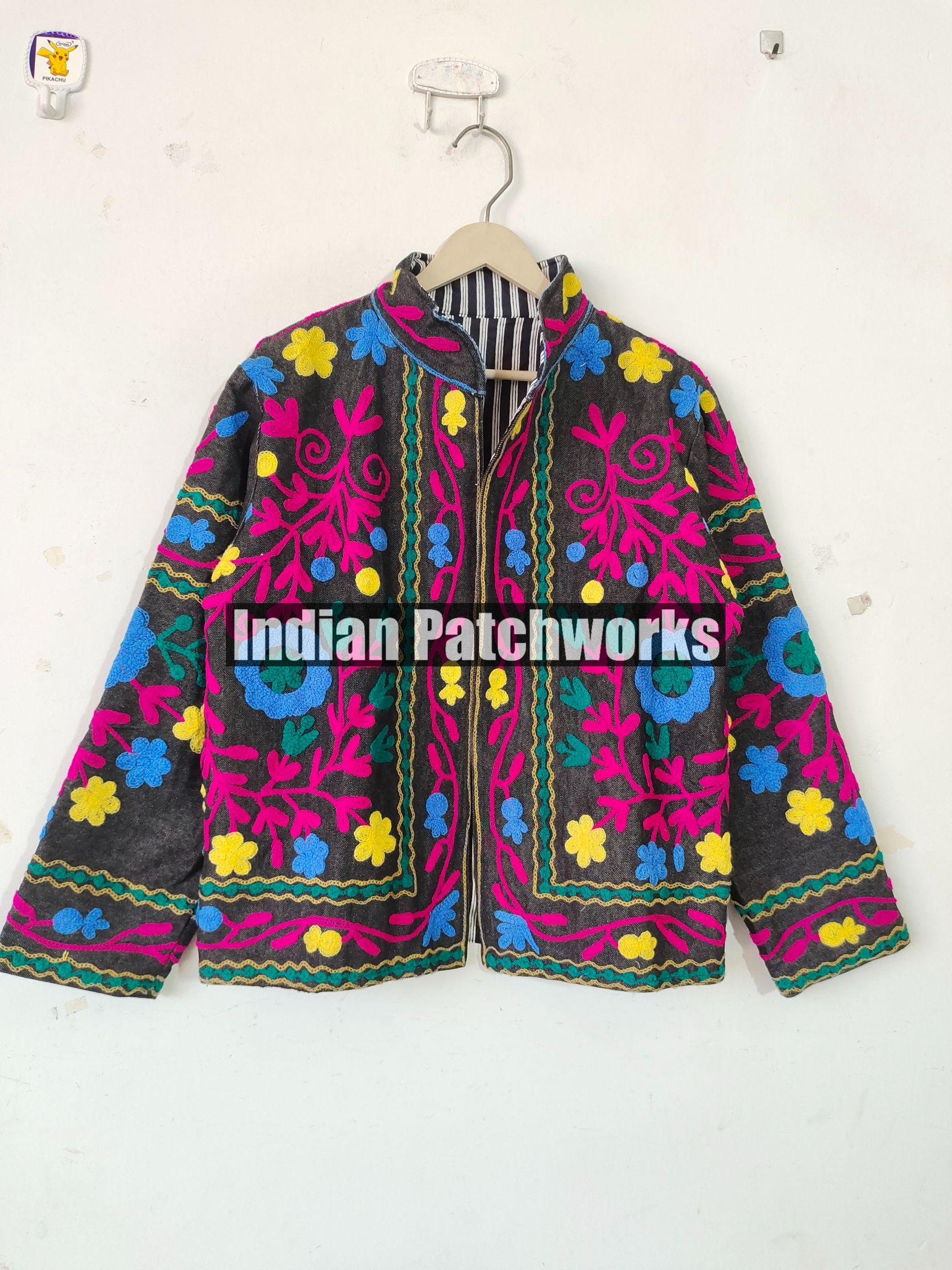 Veste Suzani en denim pur, veste Suzani brodée à la main en denim - Tissu en denim - Manteau Suzani pour femme bohème - Veste Suzani brodée en denim
