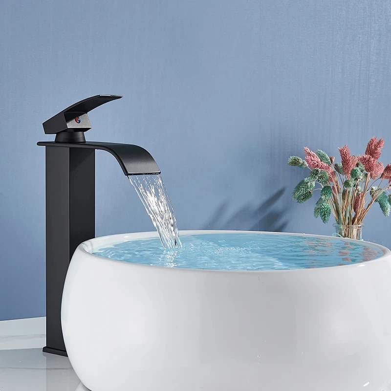 Schwarzer Wasserfall-Waschtischhahn für Aufsatzwaschbecken, Mischbatterie für Kalt- und Warmwasser, Einloch-Armatur