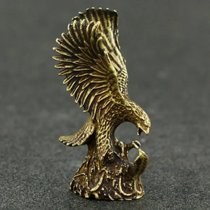 Antike Kupfer Adler Statue Kleine Ornamente Vintage Messing Tier Figuren Handwerk Schreibtisch Dekorationen Home Decor Zubehör Geschenke Image