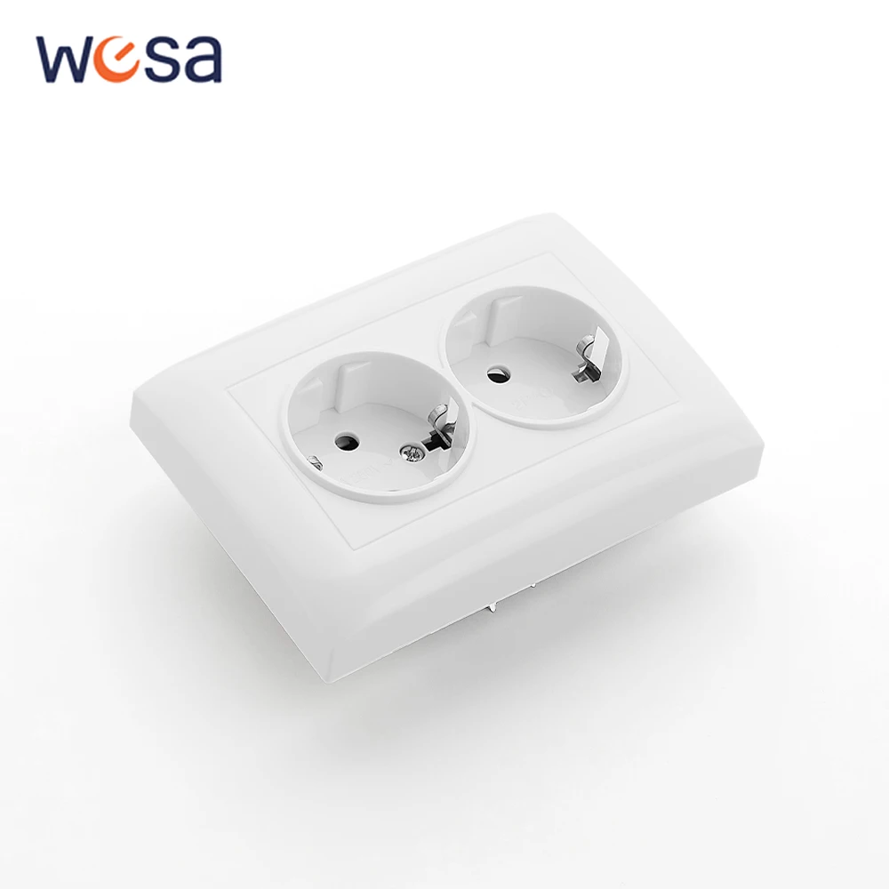 Weiße Unterputz-Wandsteckdose AC 250V Geerdete Stromsteckdose Flammhemmender Kunststoff Klassische Lackierung Elektrisches Panel für den Hausgebrauch Image